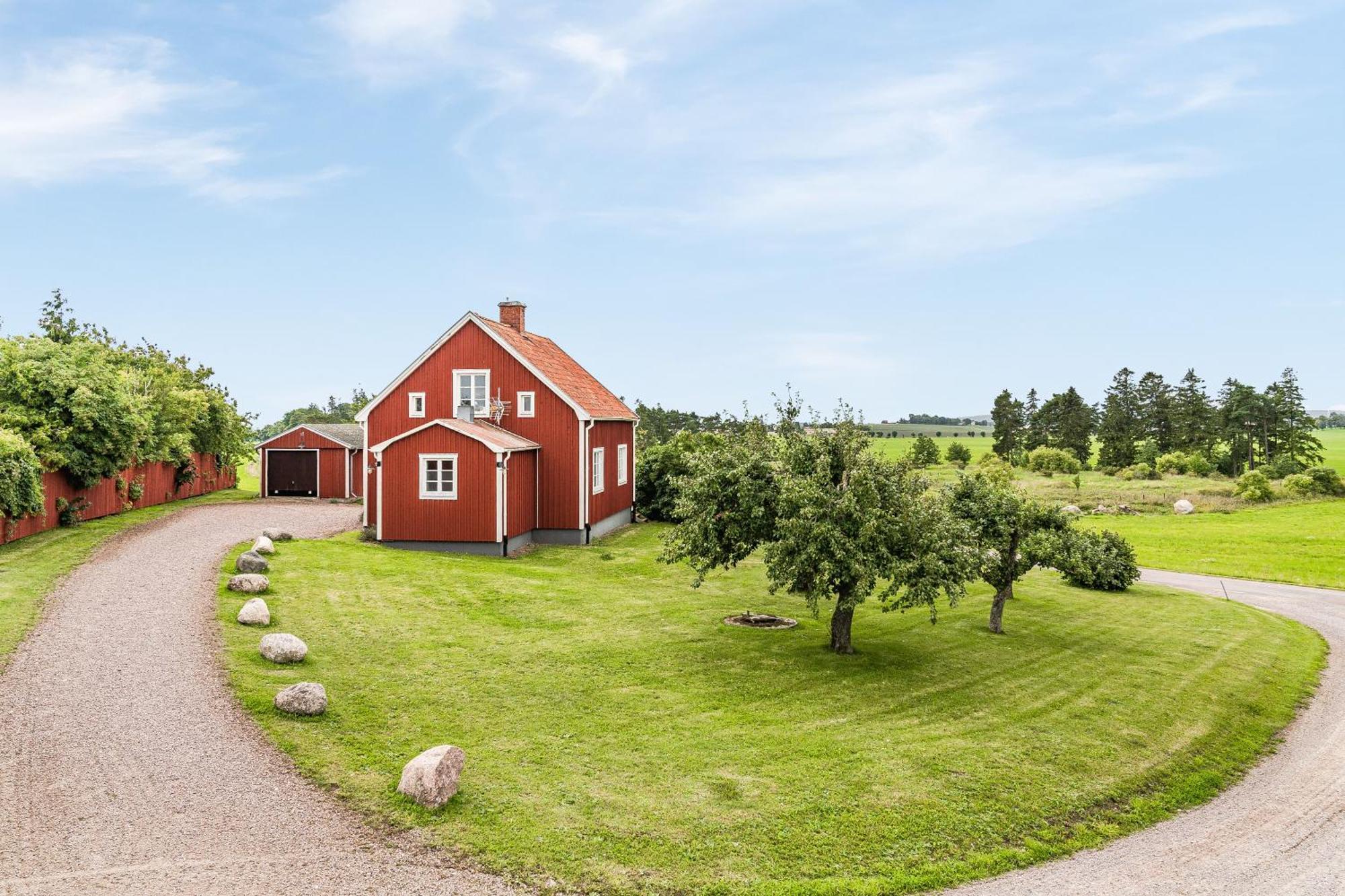 Stubbet - Charming - Newly Remade Villa Vadstena Bagian luar foto